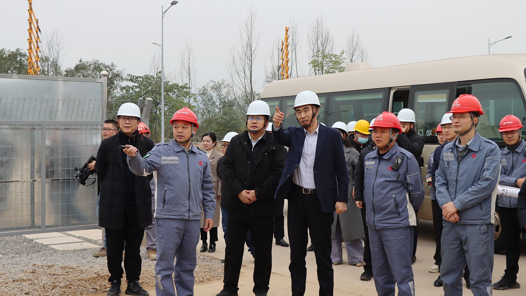 02 acd6b61e945542edb1c6089525d8d223.jpg