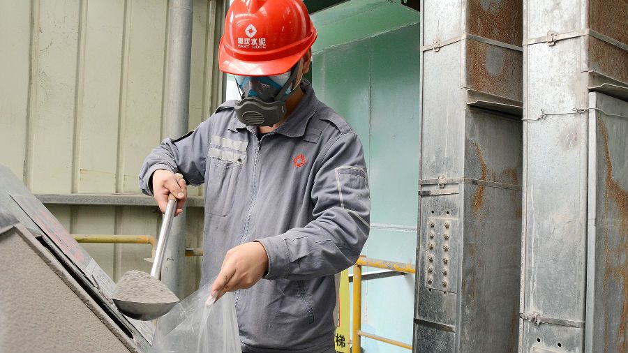02 铁路工程用机砂取样.jpg